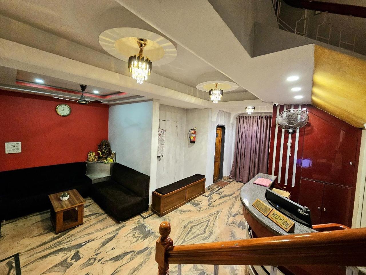 Hotel Vishal Силигури Экстерьер фото